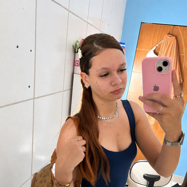 Babysitter in Redenção: Thaylla