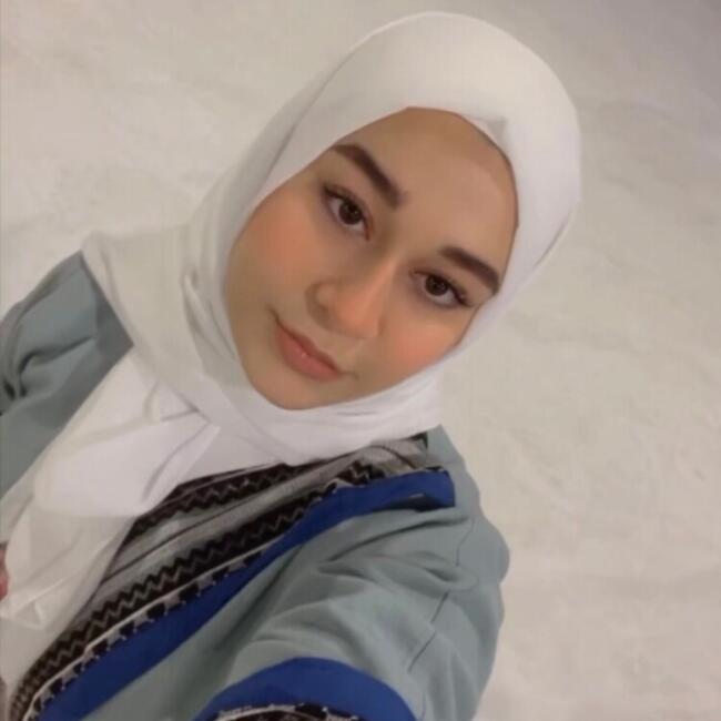 جليسة أطفال في جدة: Dania