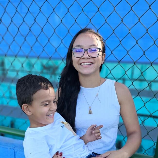 Babysitter in Mário Campos: Jonas
