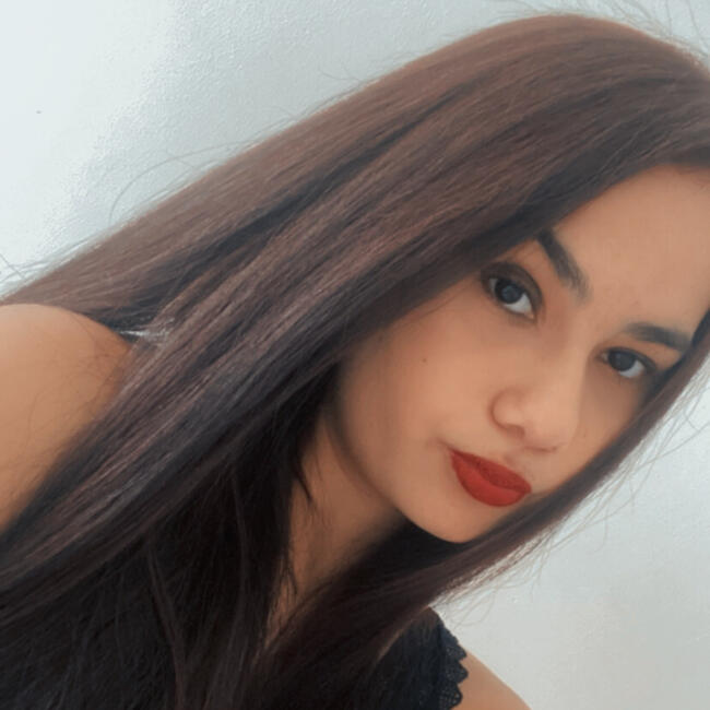 Babysitter in São Paulo: Lore