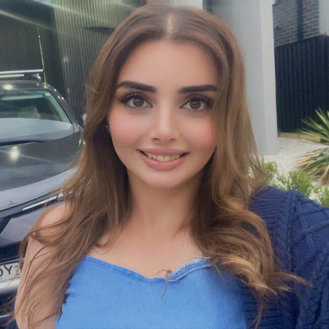 Babysitter in Sydney: Maryam