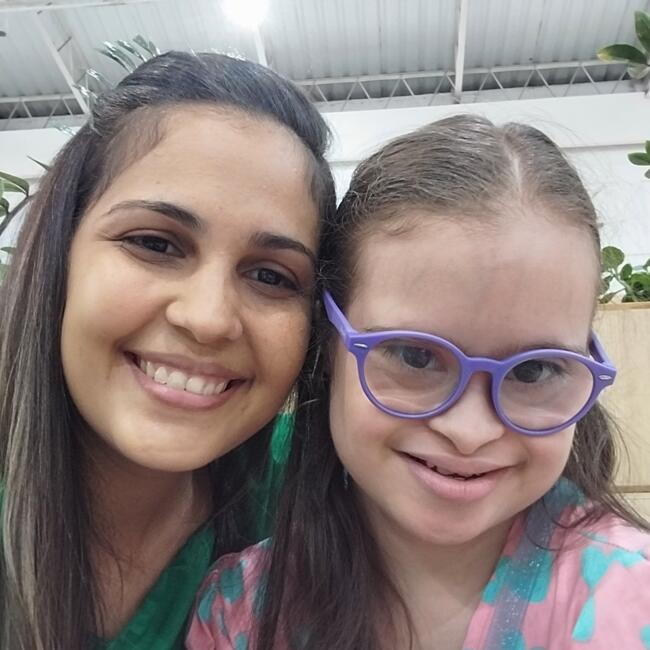 Emprego de babá em Petrolina: Isnaria