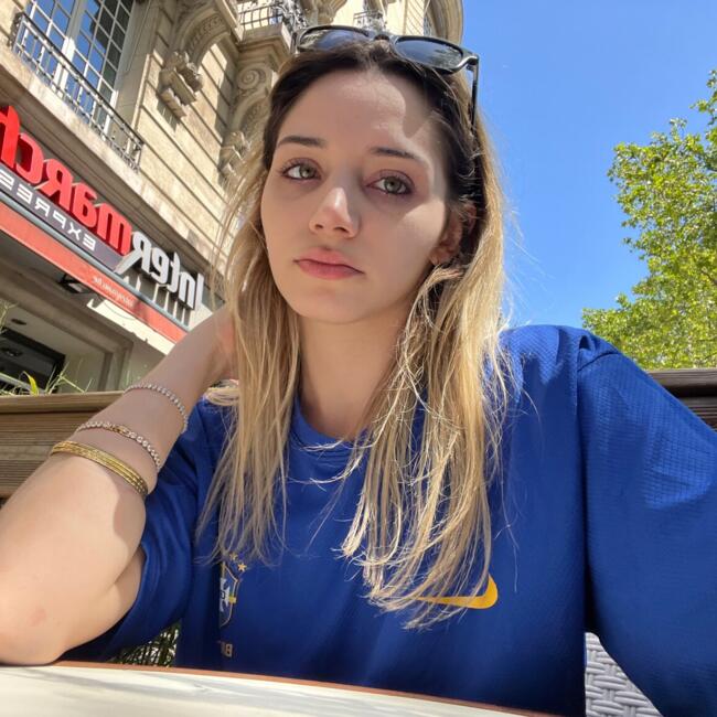 Auklė Paryžius: Gabriela