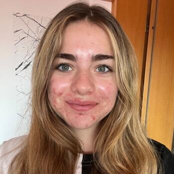 Babysitter in Aichach: Emily