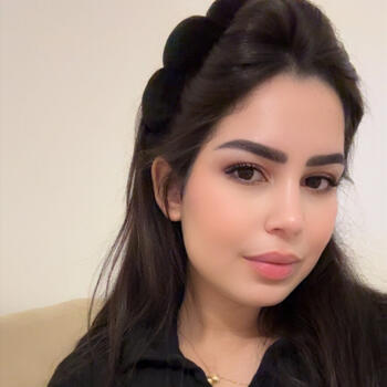 Babysitter in Doha: Youssra