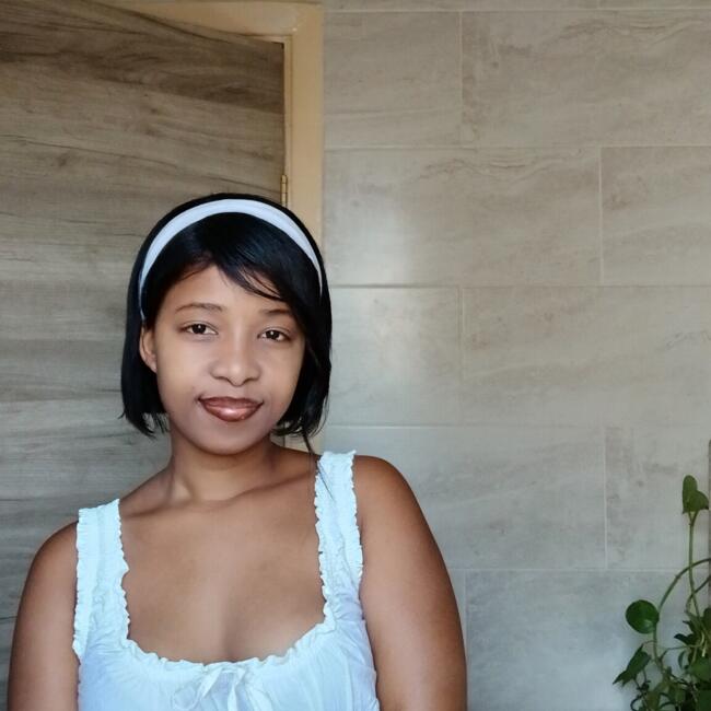 Babysitter in Uitenhage: Lesleyanne