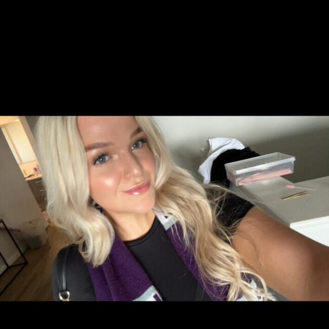 Baby-sitter in Perth: Emily