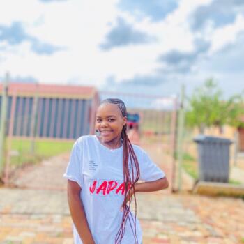 Babysitter Mhluzi: Cathy