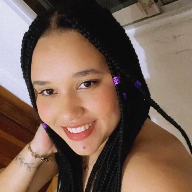 Babysitter in Blumenau: Tayna Alessandra