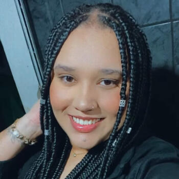 Babysitter Blumenau: Tayna Alessandra