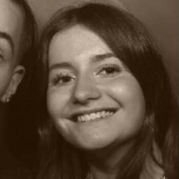 Babysitter in Saint-Jacques-de-la-Lande: Louanne