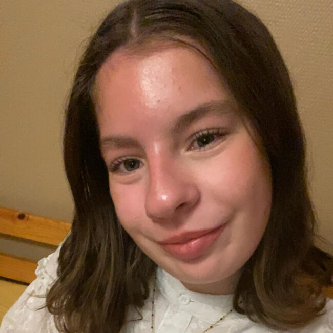 Babysitter in Boulogne-sur-Mer: Victoria