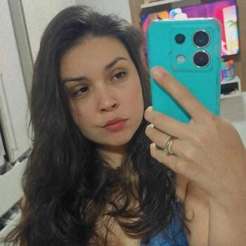 Babá em Maringá: Débora