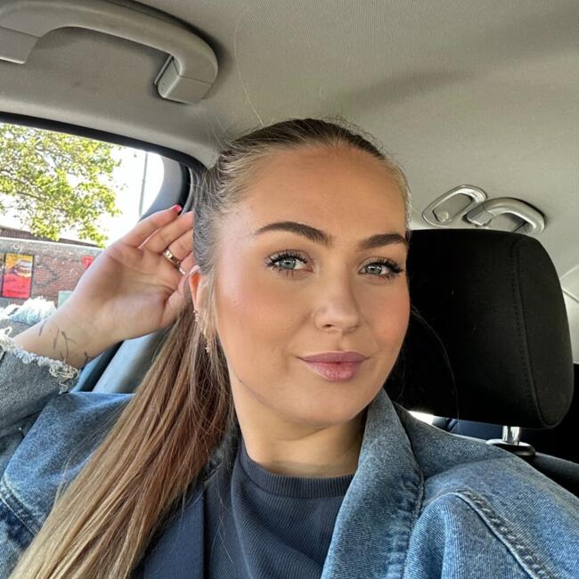 Babysitter in Chichester: Mae