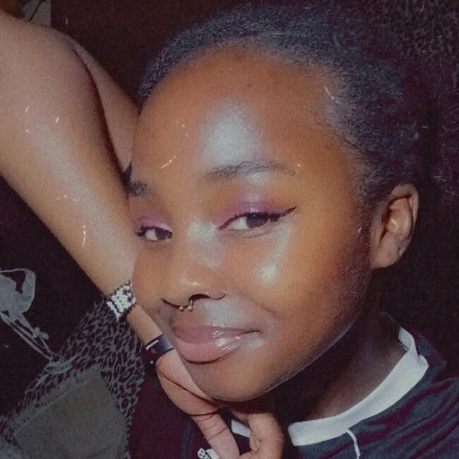 Babysitter in Toulouse: Etienne Adhiambo