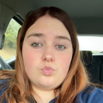 Babysitter in Chepoix: Maely