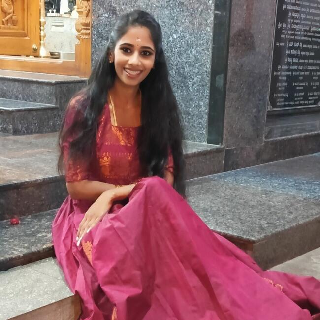 Babysitter in Bengaluru: Sushmitha