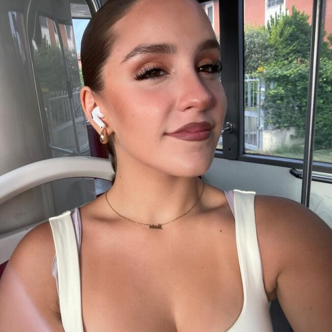 Babysitter in Rome: Maria