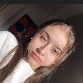 Baby-sitter in Fontenay-aux-Roses: Lîna