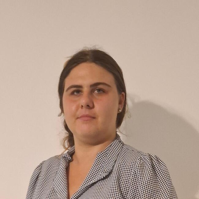 Babysitter in eManzimtoti: Hannah