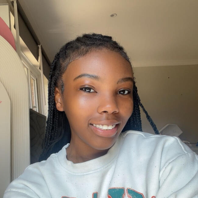 Babysitter στην περιοχή Mitcham: Daijah