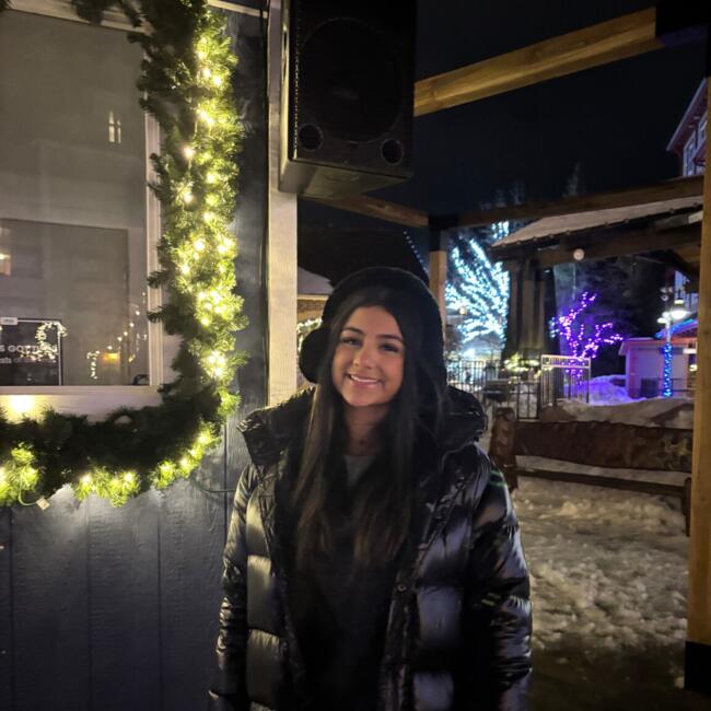 Baby-sitter in Richmond Hill: Diya