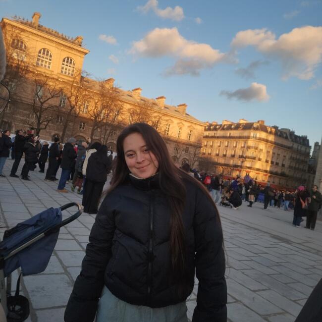 Babysitter in Aubervilliers: Daniela