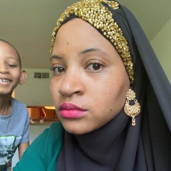 Babysitter in Memphis: Monica