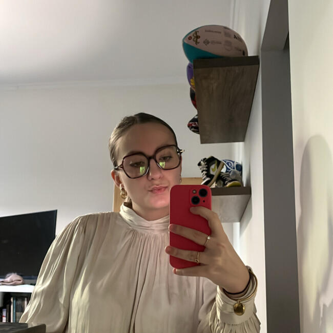 Babysitter in Limoux: Carla