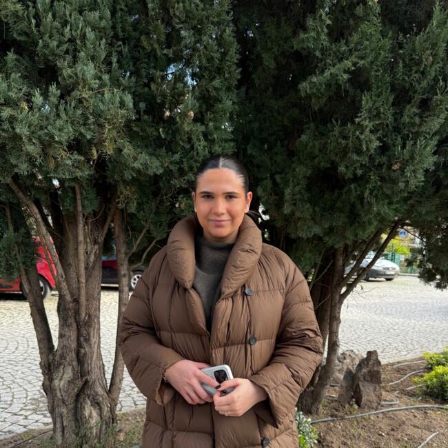 Trabalho de babysitting em Viana do Castelo: Carolina