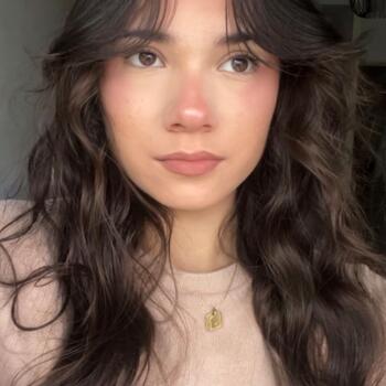 Babysitter in Pessac: Éloïse