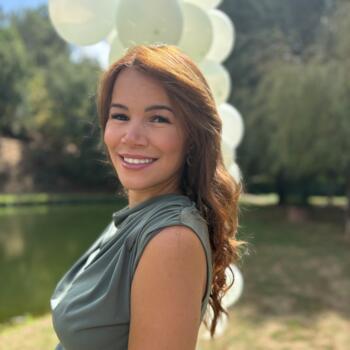 Babysitter in Santa Maria da Feira: Karoline