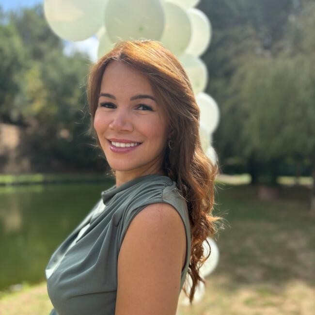 Babysitter in Santa Maria da Feira: Karoline