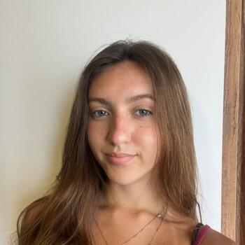Babysitter in São Paulo: Clara