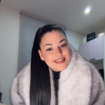 Babysitter Salerno: Regina