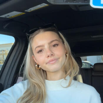 Babysitter in Portland: Elizabeth