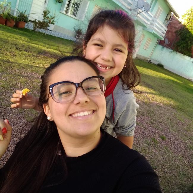 Babá em Cachoeirinha: FERNANDA