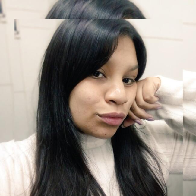 Babysitter in Moreno: Mica