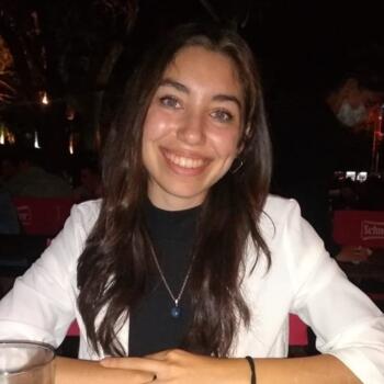 Babysitter in Paraná: Delfina