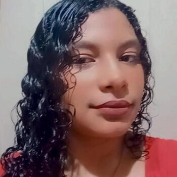 Babá em Toledo: Karla