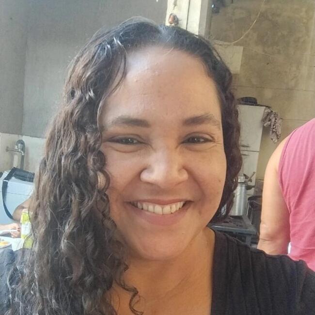 Babysitter in Brasília: Crislene