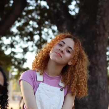 Babysitter in Brasília: Nycole Cristine