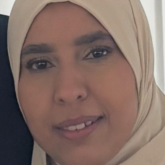 Babysitter in Lens: Soumia