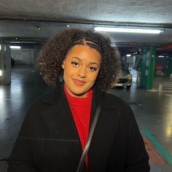 Babysitter in Tours: Carla