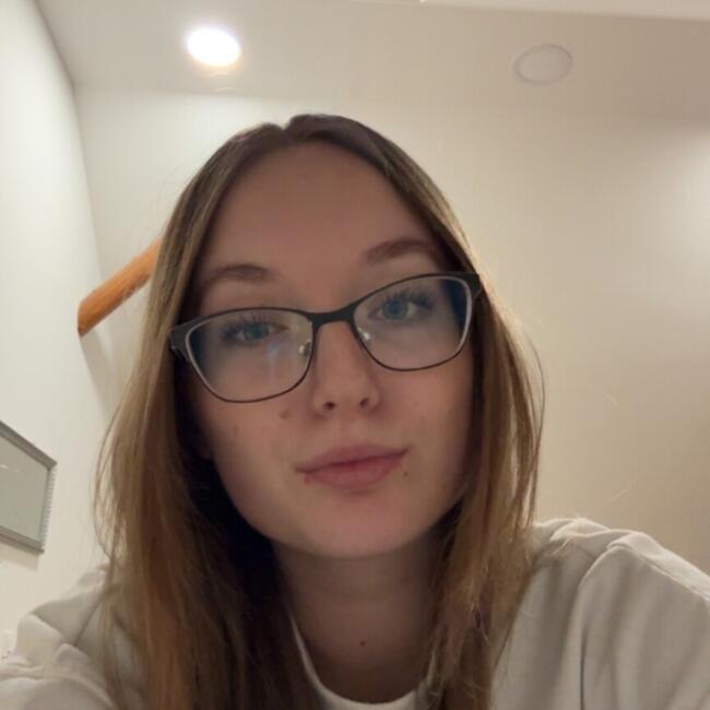 Babysitter in Blansko: Monika