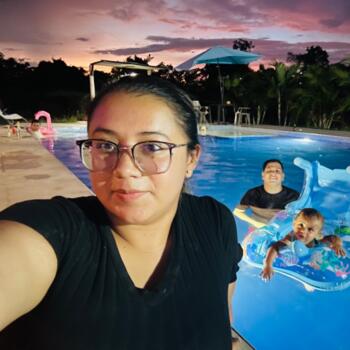 Trabajo para niñera en Madrid: trabajo de niñera Laura