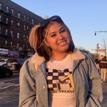 Babysitter in The Bronx: Kaylene