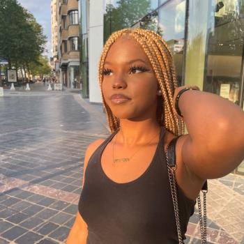 Babysitter Namur: Dorine