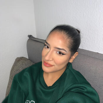 Babysitter in Wiesbaden: Nahila