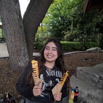 Babysitter Willebroek: Roxana